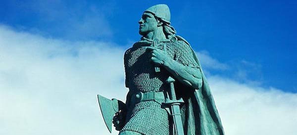 Picture of a statue of Leif Eiriksson.